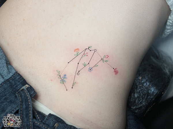 名古屋　タトゥー　女性